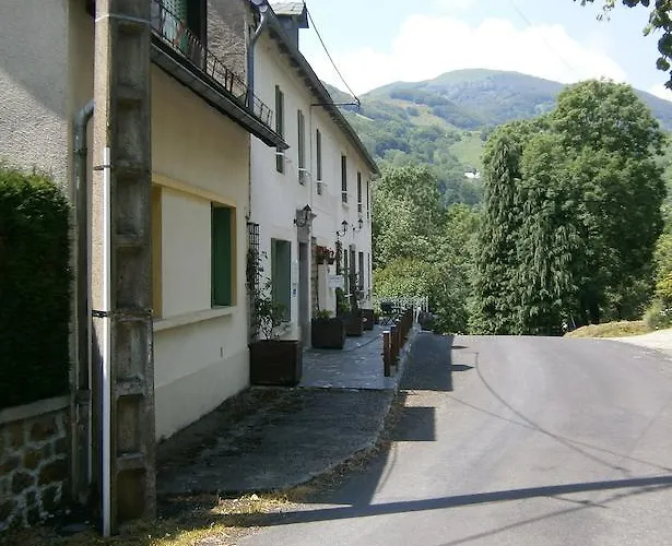 Alojamento de Acomodação e Pequeno-almoço Les Sources 3*