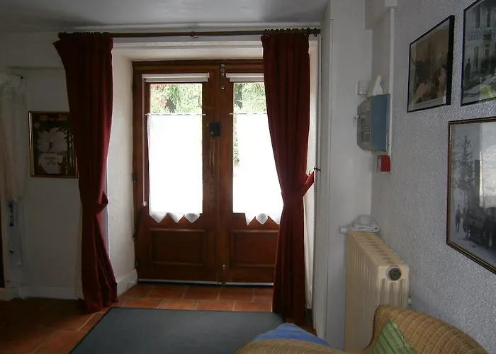 Alojamento de Acomodação e Pequeno-almoço Les Sources 3*